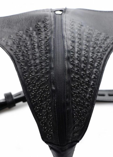 Master Series Skorzany Pas Intymny z Kolcami i Regulacją, Czarny