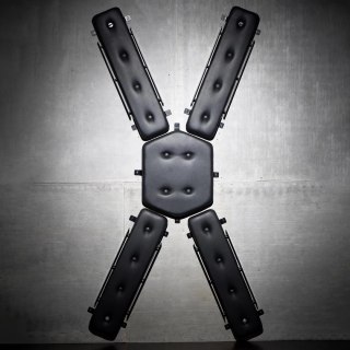 XR Brands Uprząż Krzyż Św. Andrzeja ścienny, miękka skora PVC