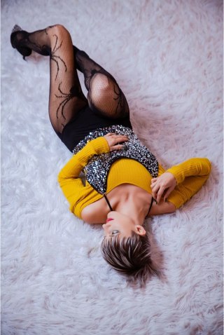 Kix'ies Rajstopy damskie Spider Mesh czarne rozmiar B wzor pająka