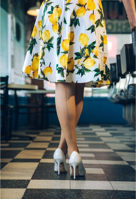 Kix'ies Vanessa D Pończochy Samonośne Nude z Szewkiem i Kubańskim Obcasem