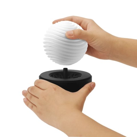Tenga Geo Aqua - kulista maszyna intymna z falistą strukturą 87x87x86mm
