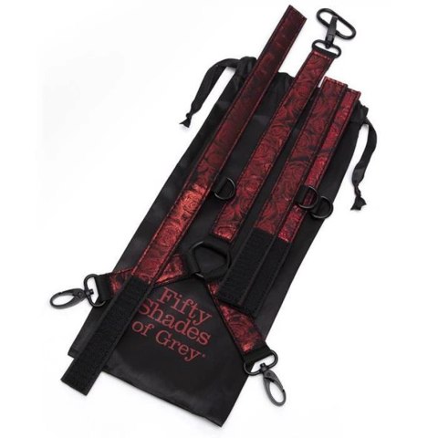 Fifty Shades of Grey Sweet Anticipation - obroża z mankietami, czarno-czerwona