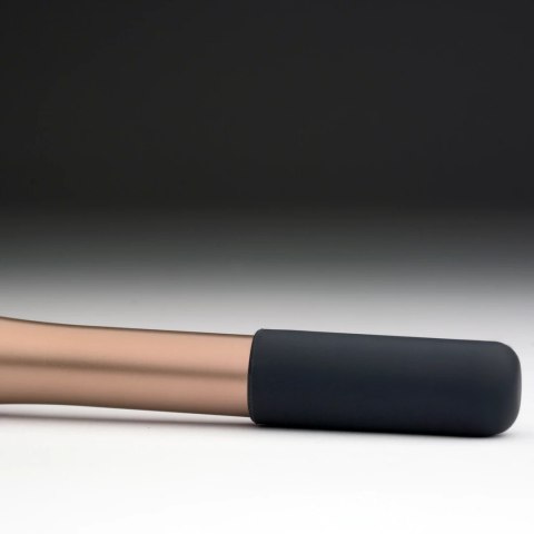 Crave Wink Plus Rose Gold - kompaktowy model z nakładką silikonową