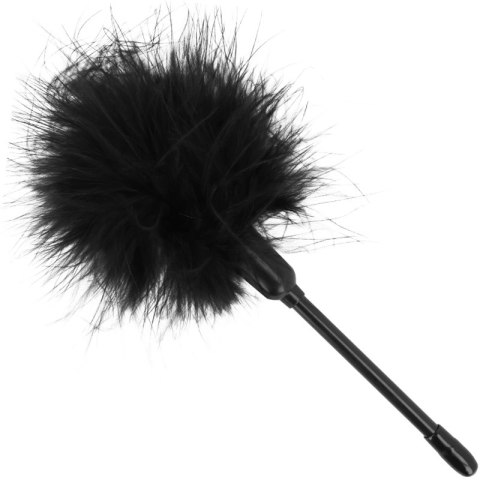 INTENSE FETISH Zestaw akcesoriow - kajdanki, maska, piorko, skora wegańska