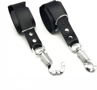 Red Leather skorzane kajdanki z karabińczykiem bezpieczeństwa czarne
