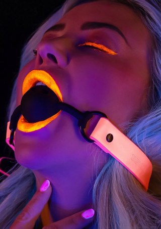 TABOOM Glow in the Dark - anatomiczny knebel kulowy świecący